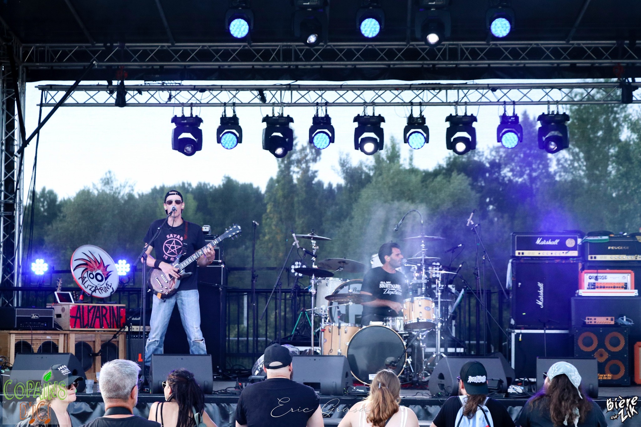 Alizarine live